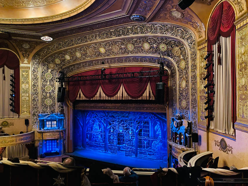 04 Take in a show at Warner Theatre in Washington DC top things to do