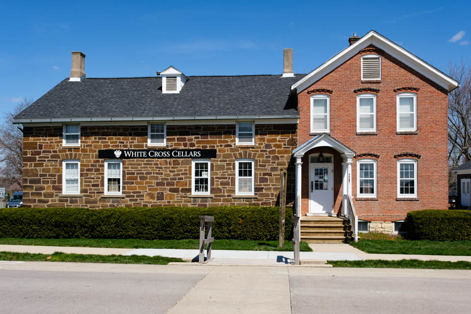 9 Check out wineries and breweries in Amana Colonies, Iowa top things to do RV trip