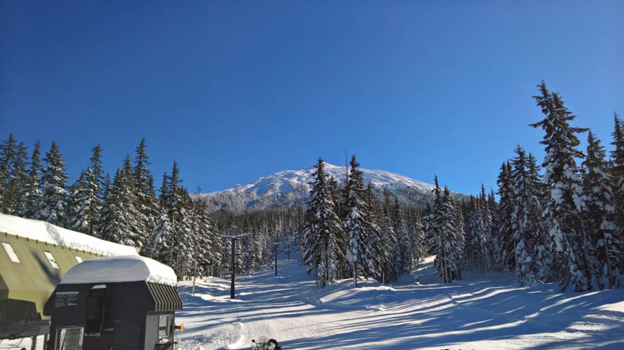 5 Plenty of winter fun skiing snow ice Sunriver Oregon